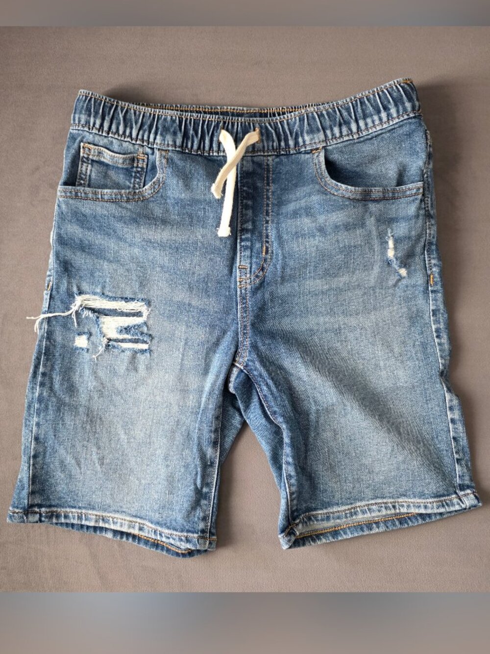 Old Navy Boys Denim Jean Shorts Size XL (14–16) – Excellent Condition